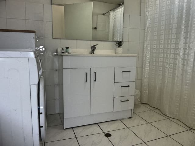 2 Bedroom Family Apartment