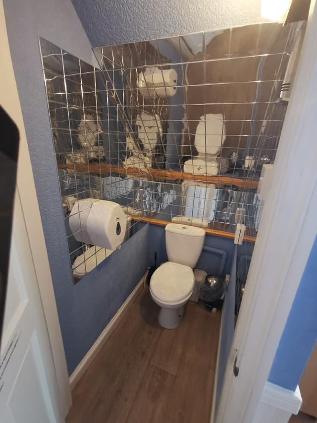 Family room-Ensuite-Sleeps 3