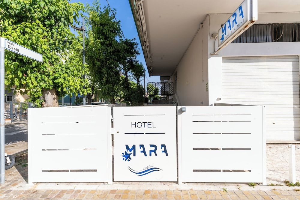 Hotel Mara0