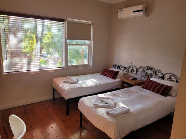 Twin Room, Ensuite