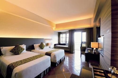 Deluxe Seafront Room with Twin Bed