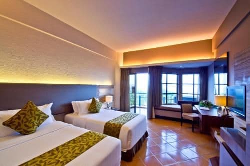 Deluxe Seafront Room with Twin Bed