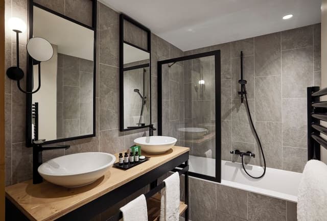 Suite (The Mont Blanc)