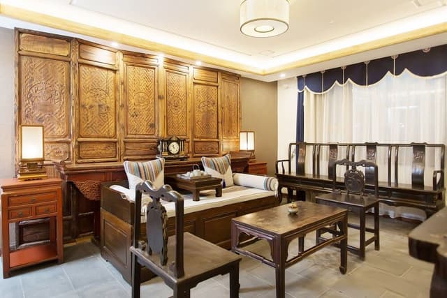 Premium Suite, 1 King Bed, Bathtub