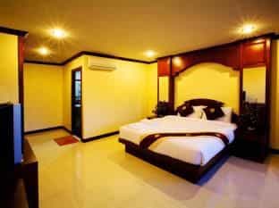 บ้านสุดารัตน์ บ้านสุดารัตน์