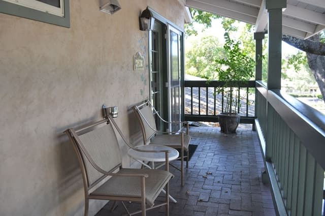 Executive Suite, 3rd Floor, Stair Access Only