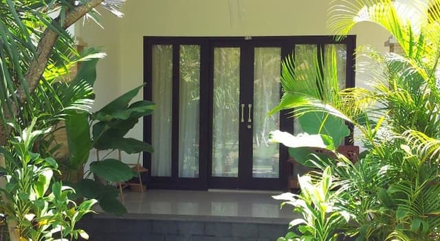Deluxe Room, Pool View