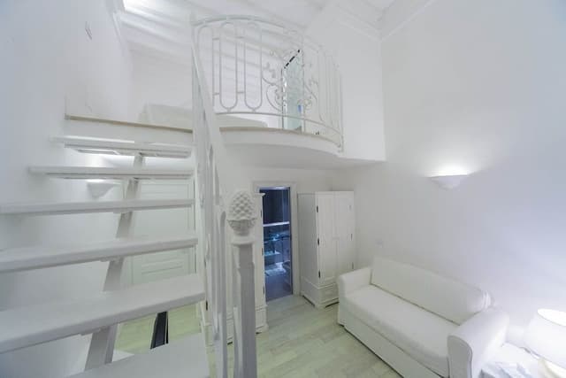 Junior Duplex, 2 Bathrooms