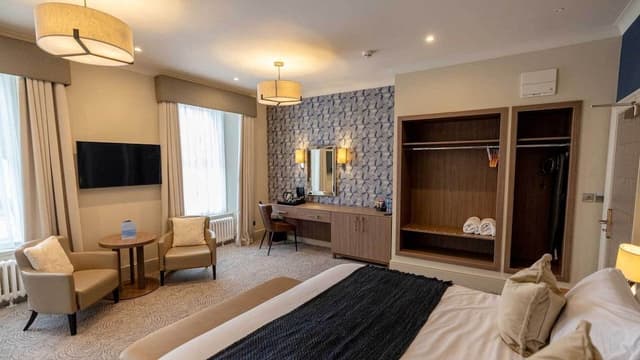Executive Room