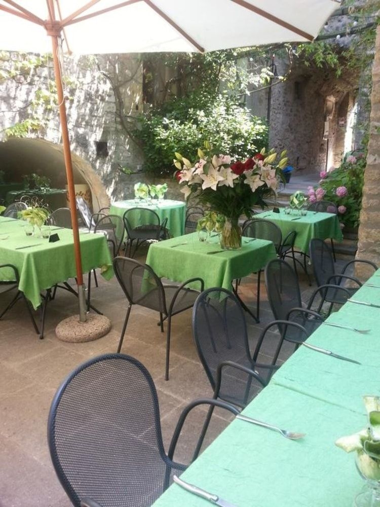 Hotel la Fete en Provence4