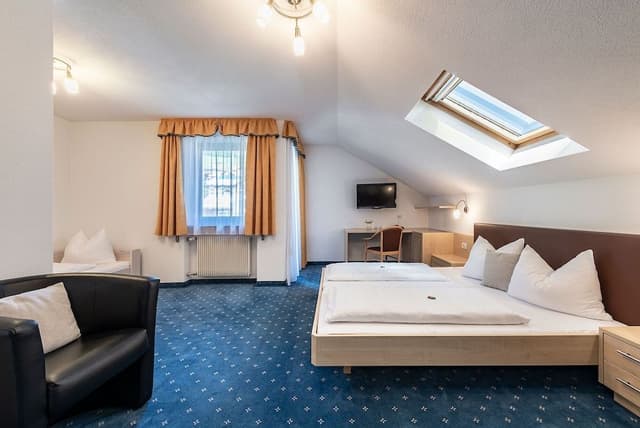 Triple Room, Balcony, Mountain View