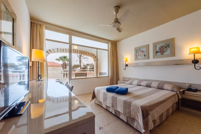 Double or Twin Room with Garden View