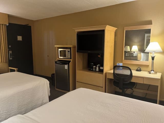 Standard Room, 2 Double Beds, Pool Access