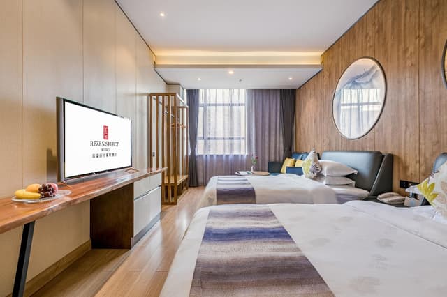 Deluxe Twin Room