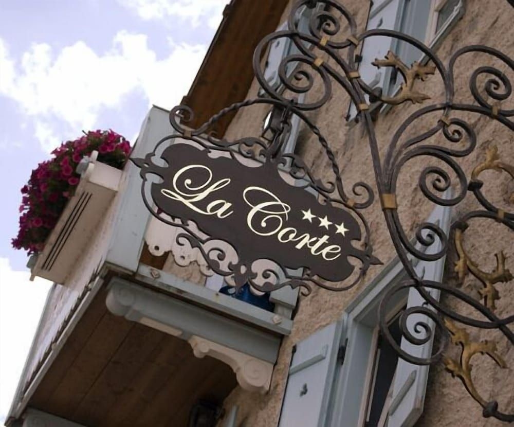 La Corte Appartamenti1