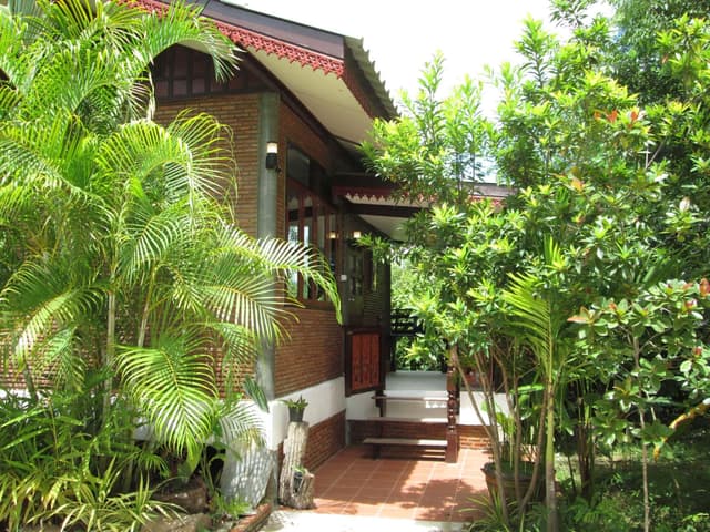 Deluxe Bungalow