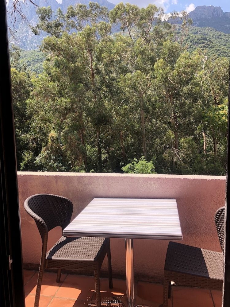 Hotel Corsica3