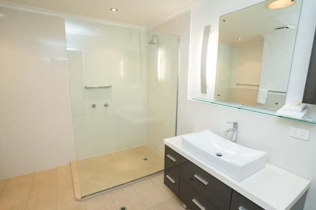 Three Bedroom Apartment with Balcony