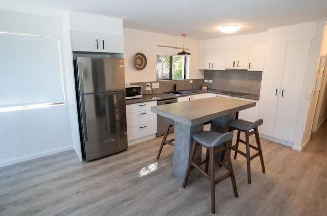 Two Bedroom Apartment with Balcony