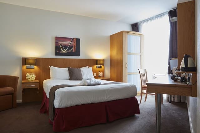 Standard Double Room, 1 Queen Bed