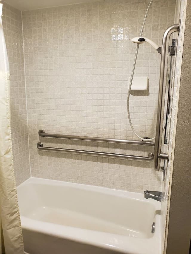 Room, 1 Queen Bed, Accessible