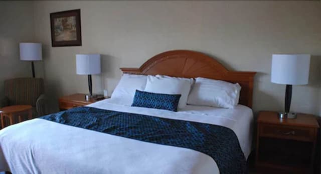 Honeymoon Room, 1 King Bed