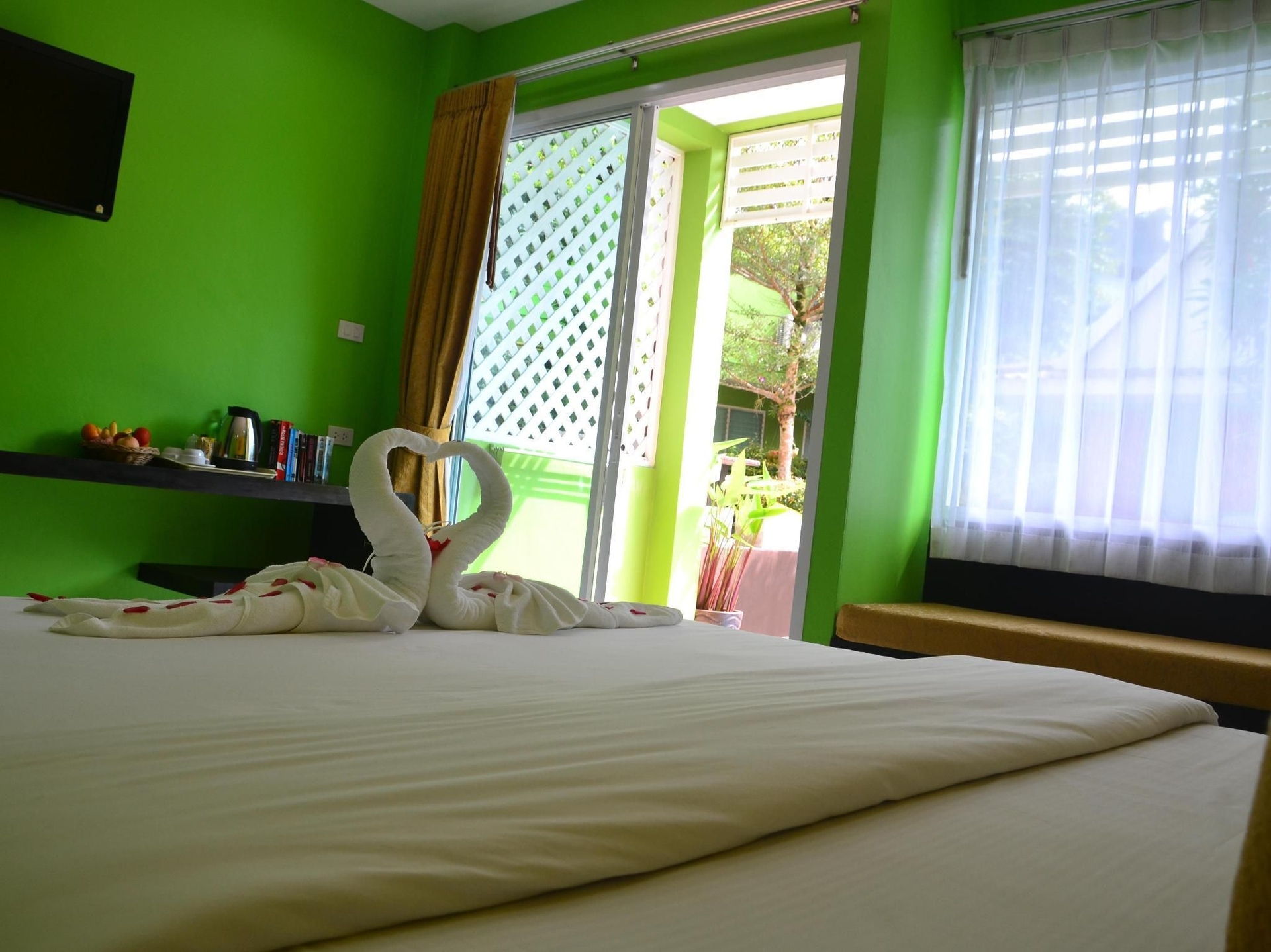 เขาหลัก ซี-เนียร์ บังกะโล (Khaolak C-nior Bungalows)3