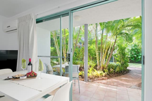 1 Bedroom Deluxe Apartment - Downstairs