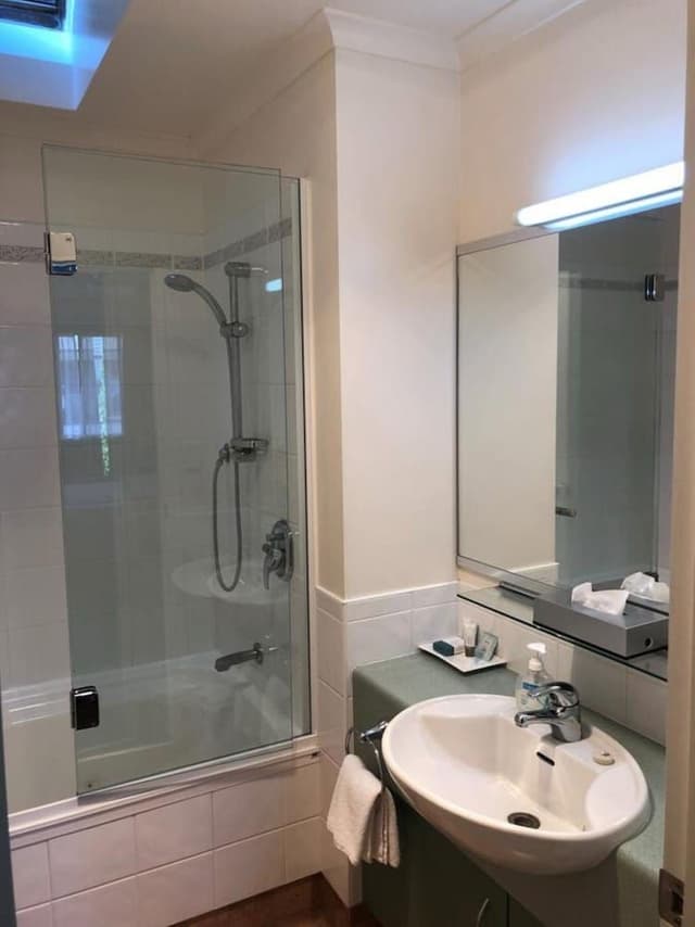 Studio, 1 Queen Bed, Kitchenette