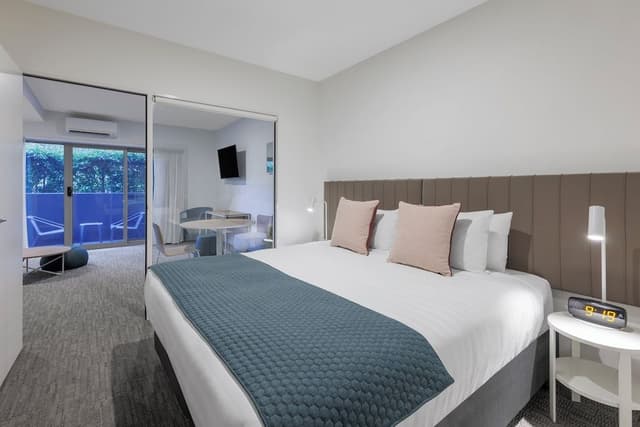 One Bedroom Apartment