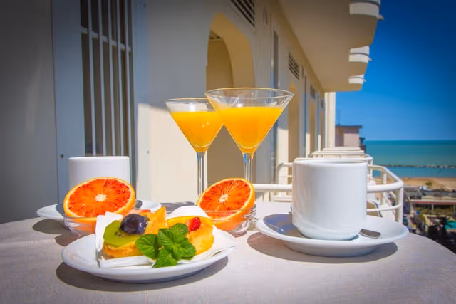 Comfort Triple Room, Balcony, Sea View