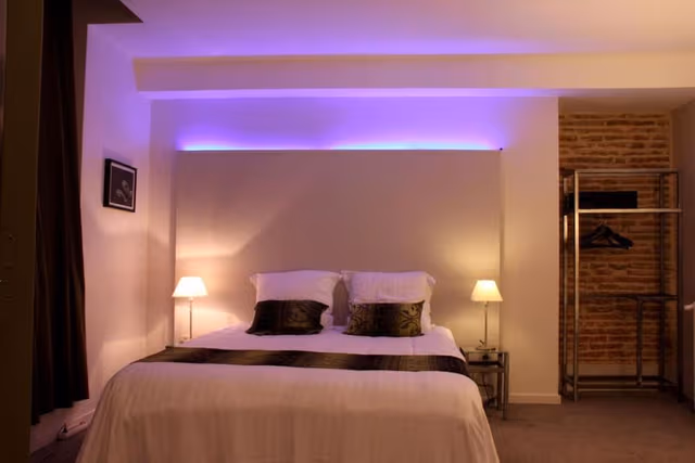 Family Room, 1 Queen Bed with Sofa bed, Private Bathroom, City View