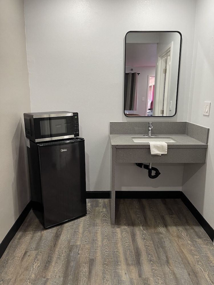 Welcome Inn & Suites Anaheim2