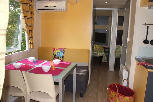 Mobile Home, 2 Bedrooms