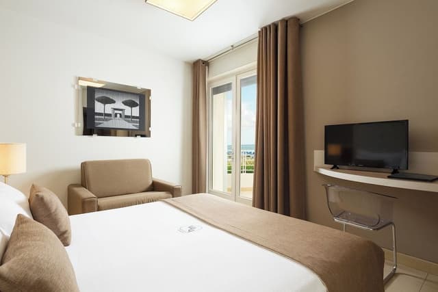 Classic Double or Twin Room