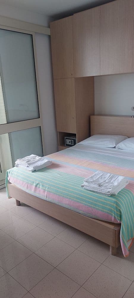Economy Room, 1 Double Bed