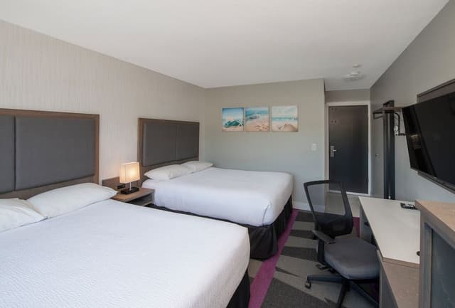 Deluxe Room, 2 Queen Beds, Ocean View