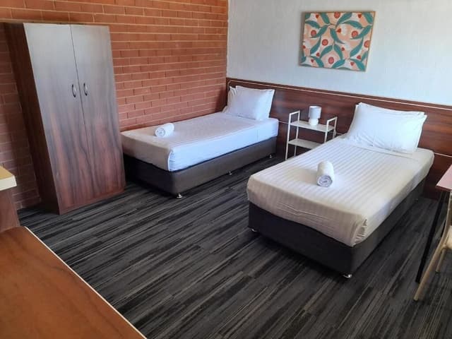Comfort Twin Room, 2 Twin Beds, Private Bathroom