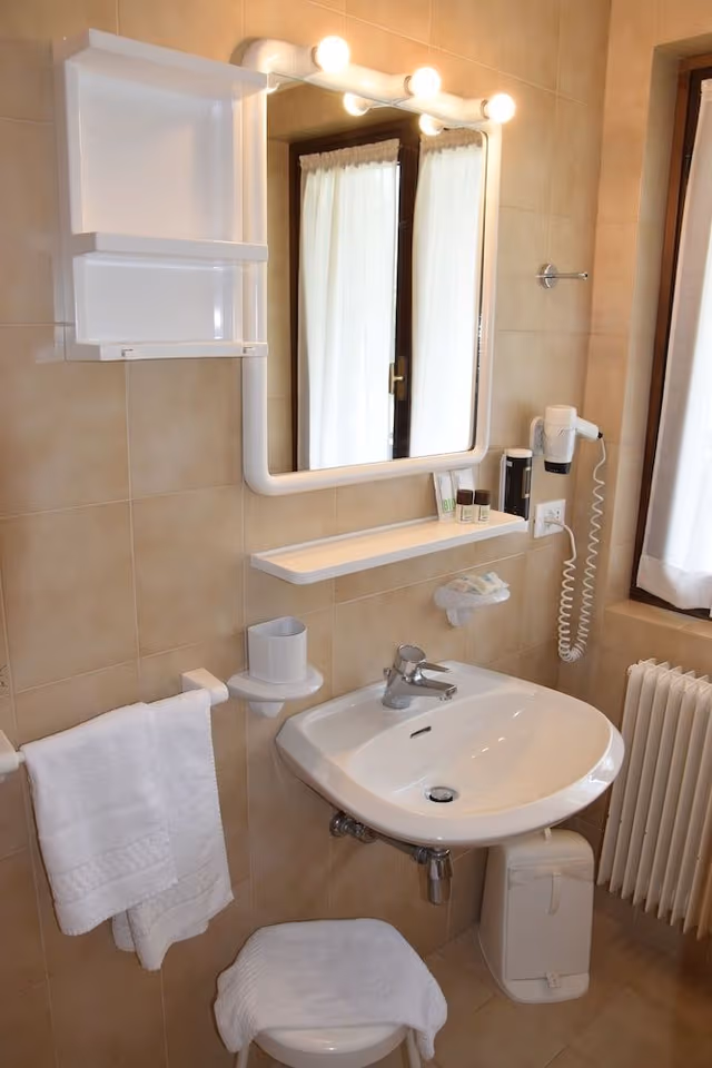 Triple Room, Mountain View