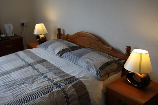 Family Room (2 Adults + 2 Children Second Floor)