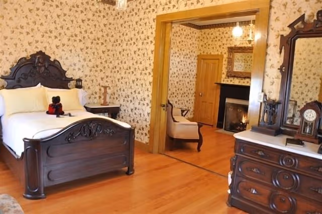 Grand Suite, 1 Bedroom, Balcony, Park View (Seeley Suite)