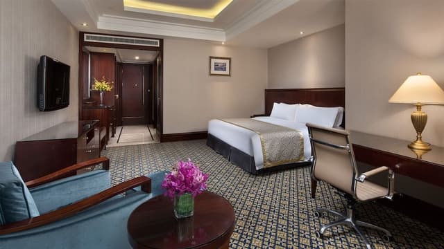 Standard Room, 1 King Bed