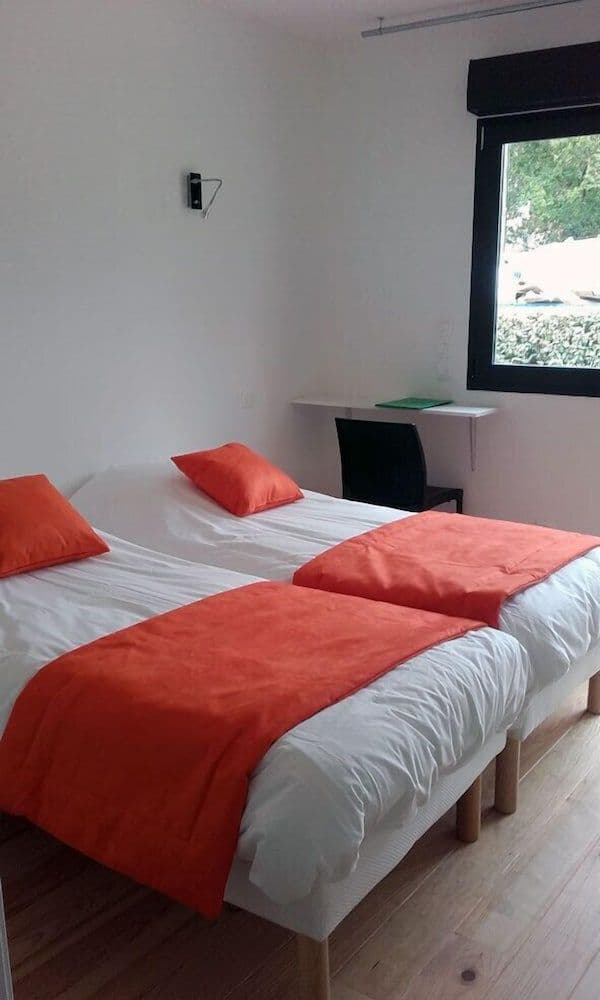Mobile Home, 2 Bedrooms
