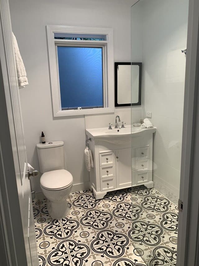 Lilly Pilly Room