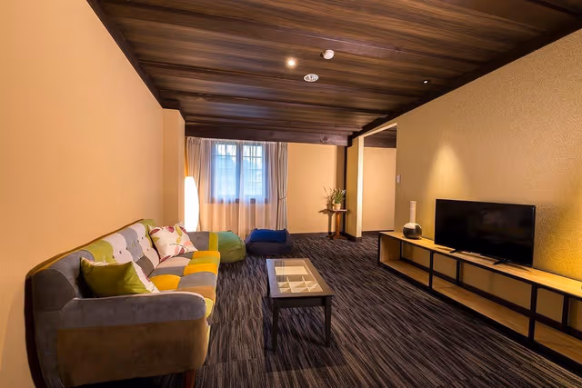 Deluxe Room - Main Building - Non-Smoking