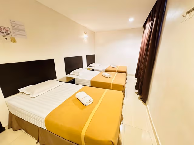 3 Single Beds for 3 persons