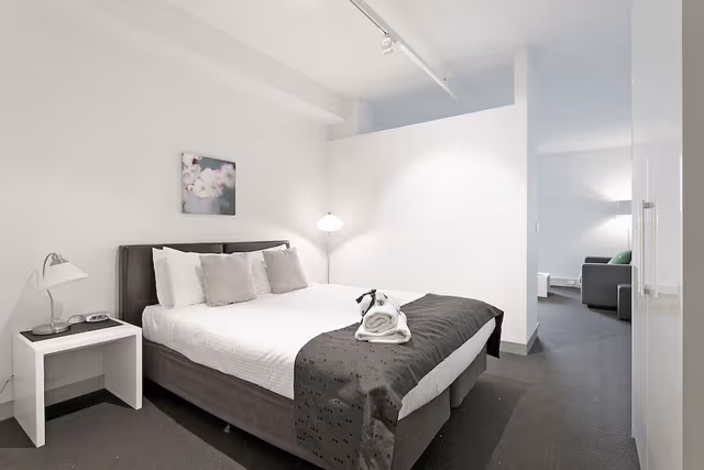 Deluxe Studio Apartment