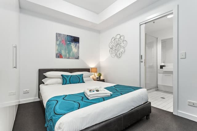 One Bedroom Apartment