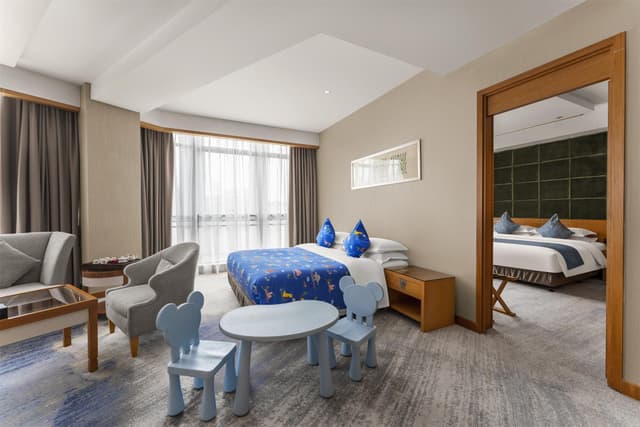 Family Suite