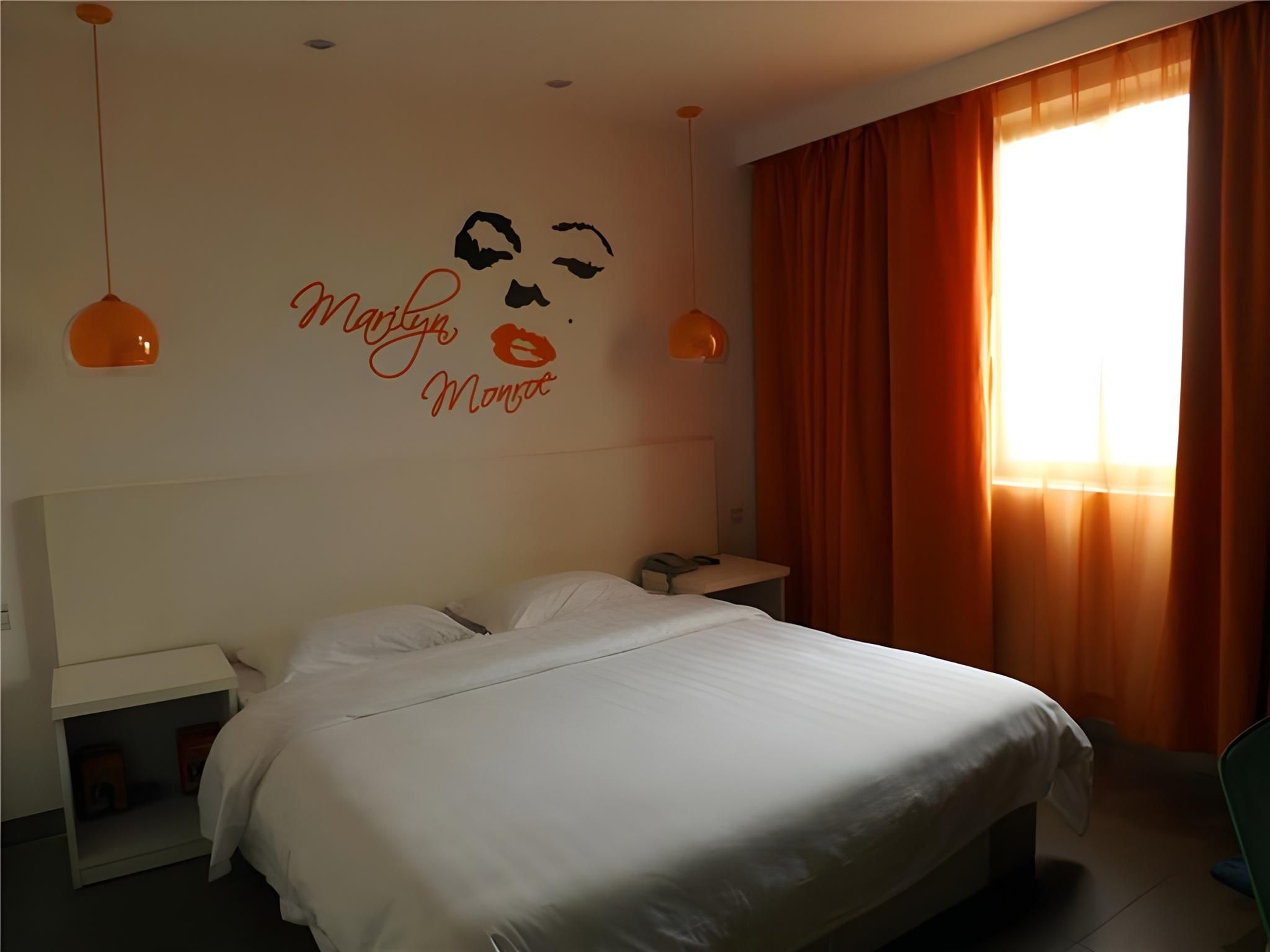 โรงแรมวี8 สีหลาง (V8 Xilang Hotel)3